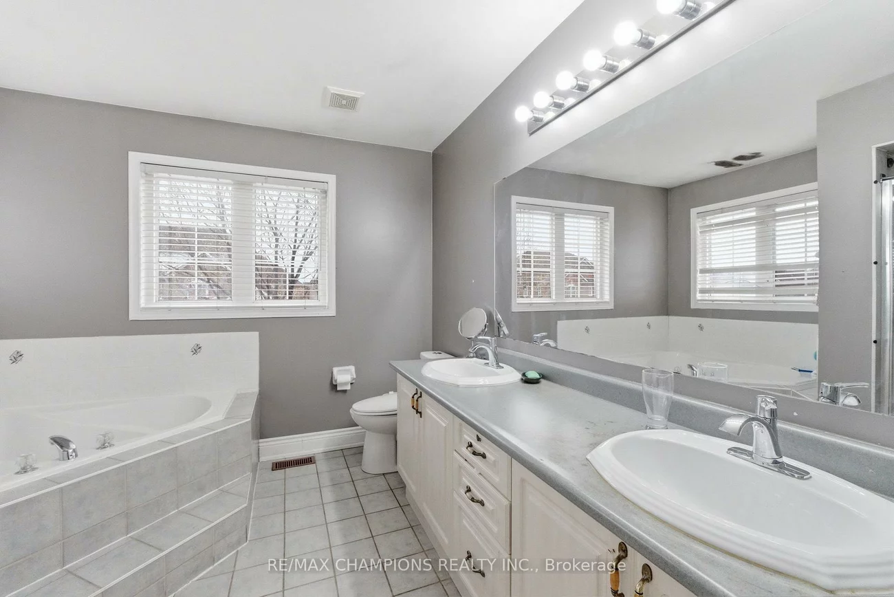 28, Egypt, Sandringham-Wellington, Brampton
