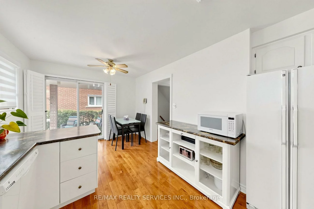 25, Malcolm, Central Park, Brampton
