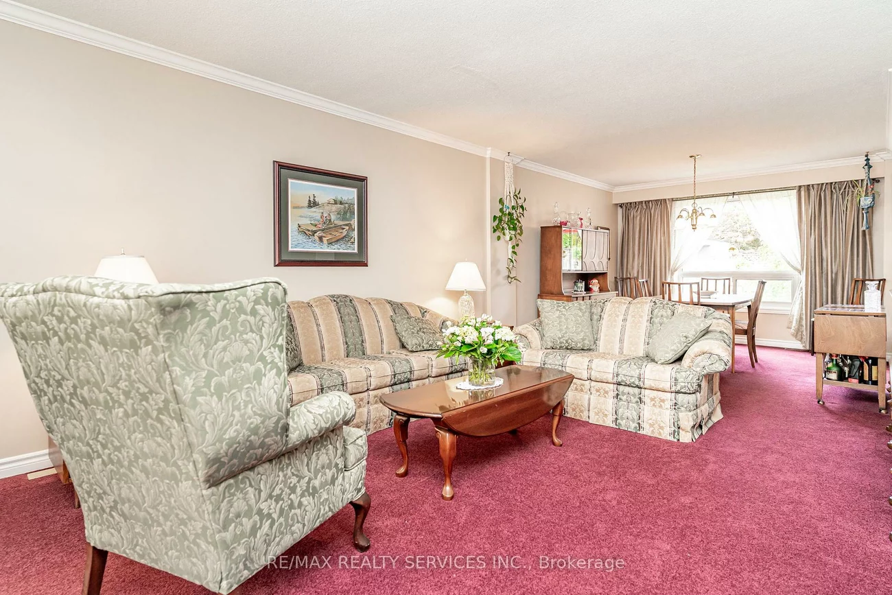 4, Markham, Central Park, Brampton