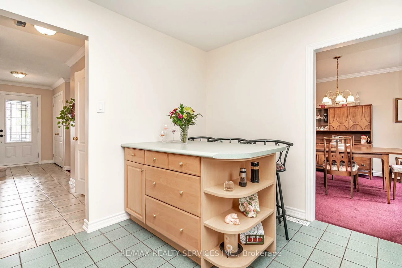 4, Markham, Central Park, Brampton