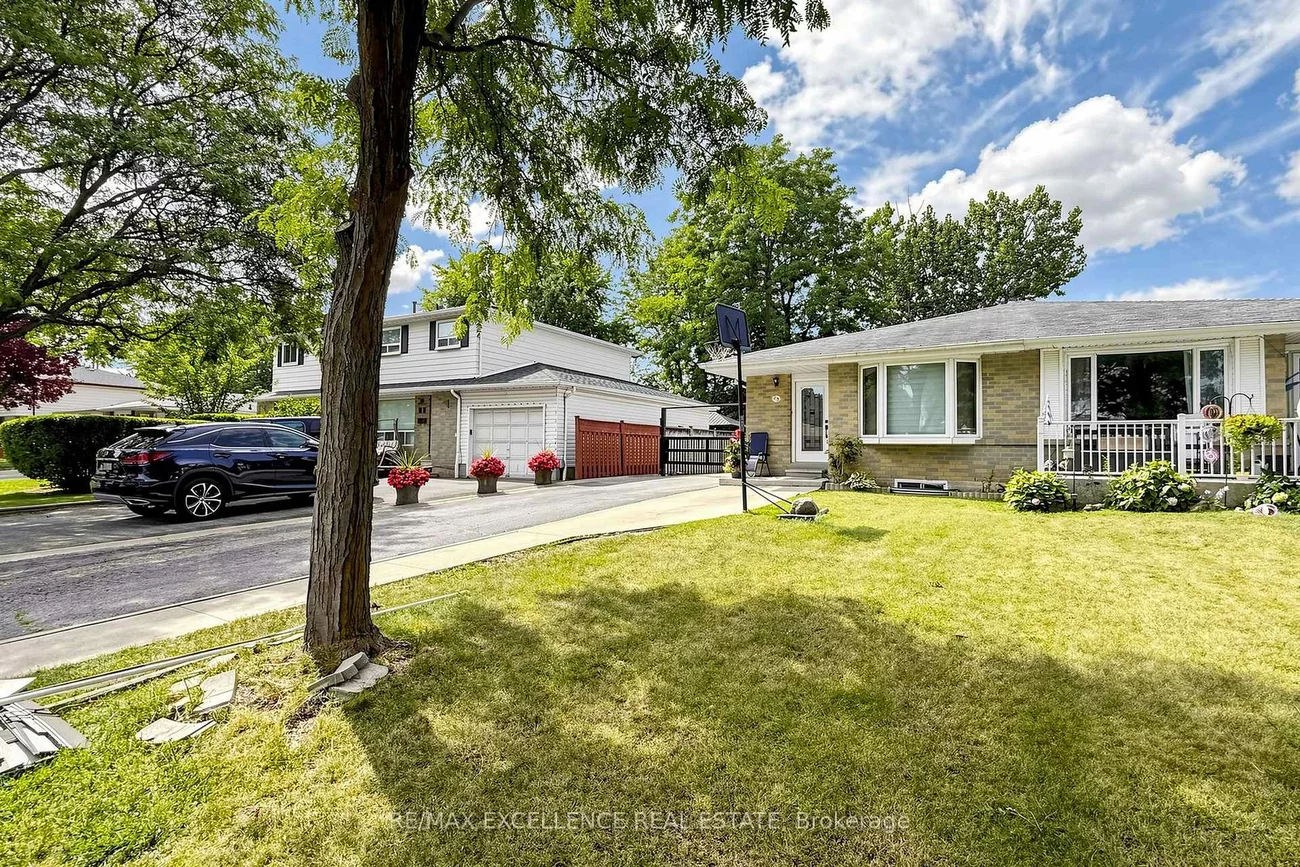 25, Graymar, Northgate, Brampton