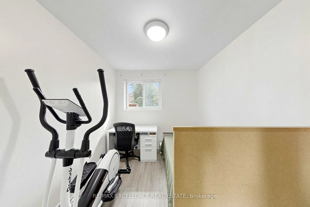 25, Graymar, Northgate, Brampton