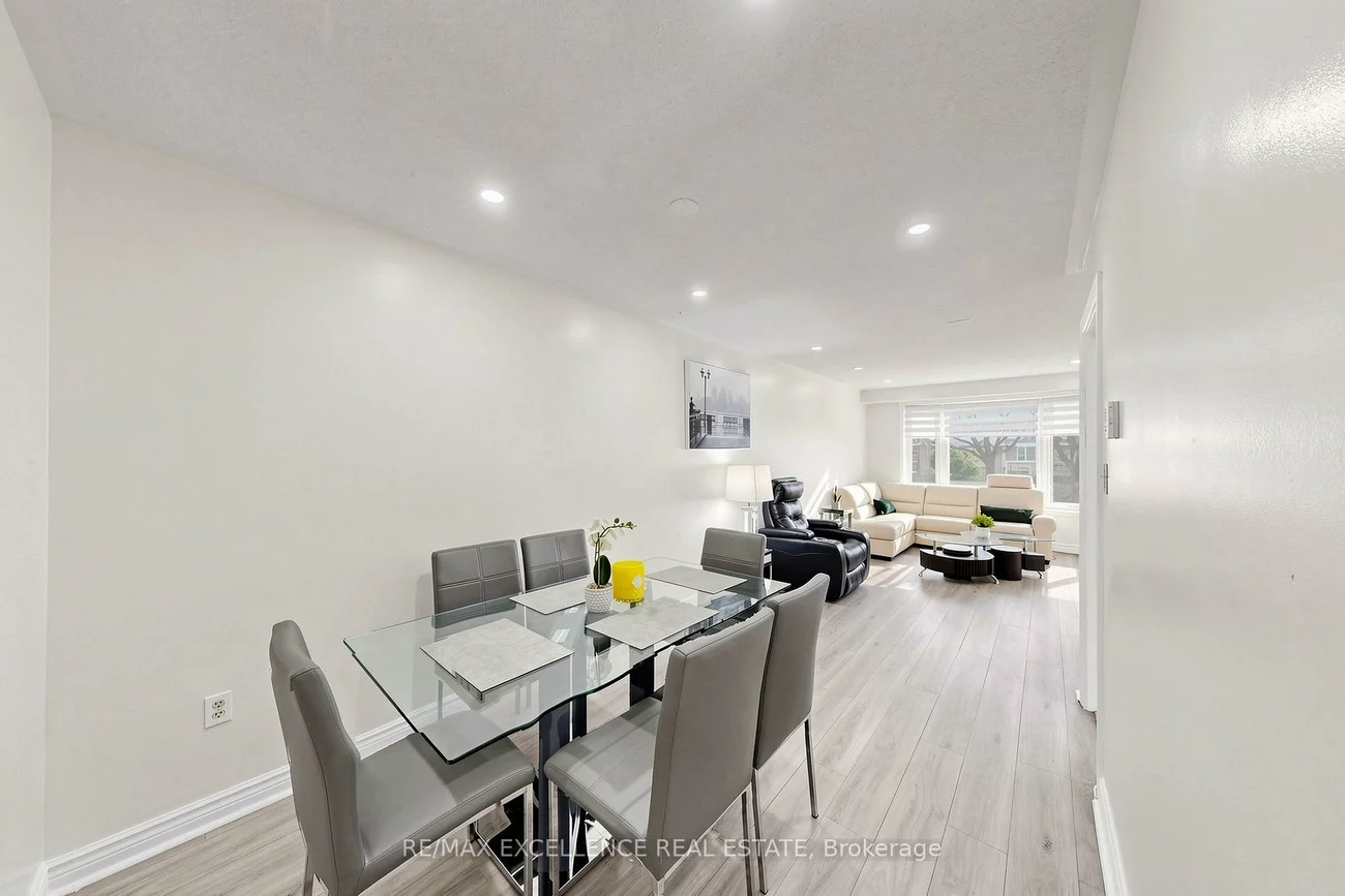 25, Graymar, Northgate, Brampton