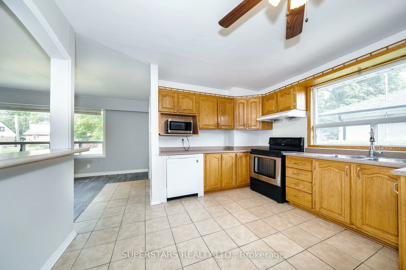 6, Meadowland, Brampton East, Brampton