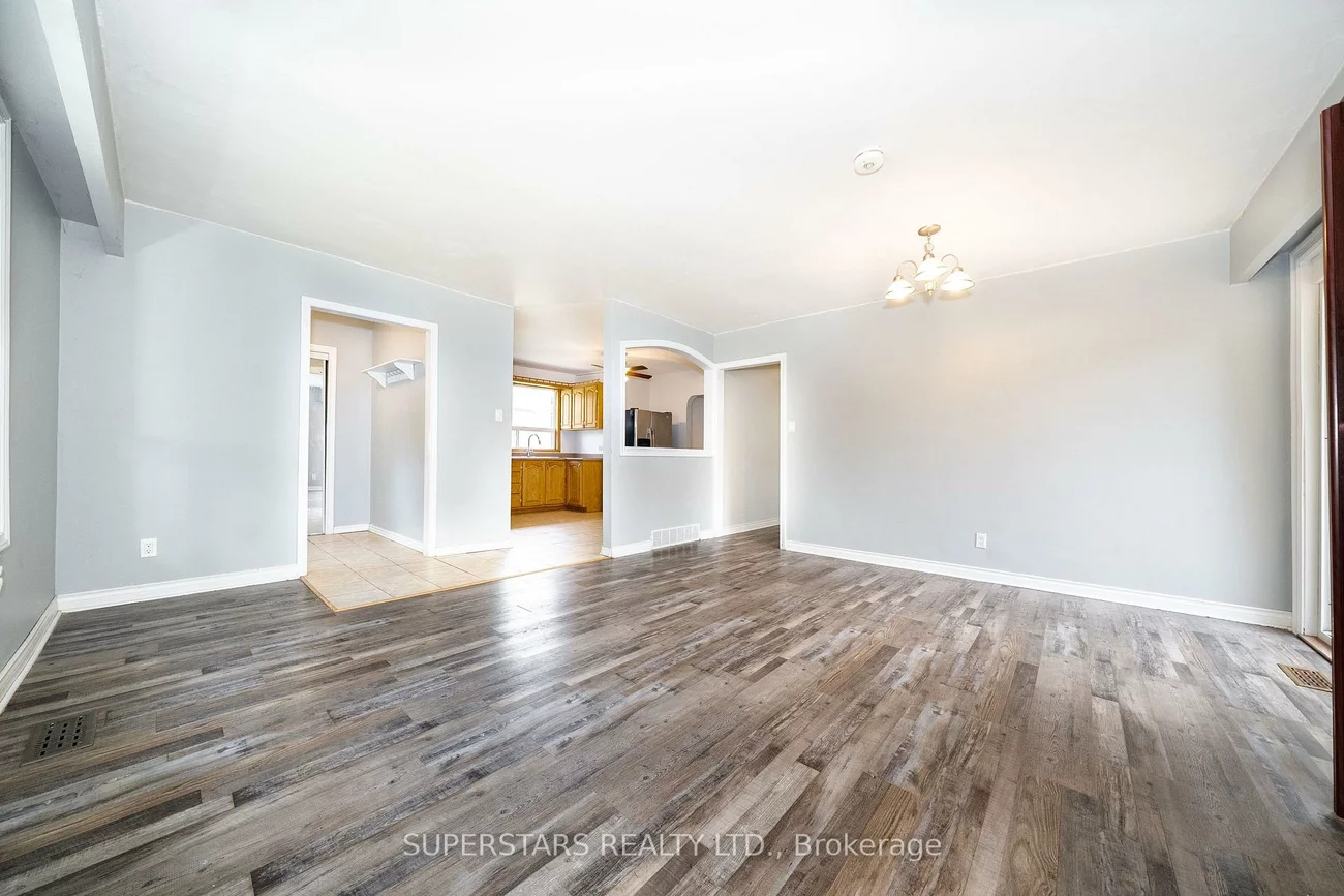 6, Meadowland, Brampton East, Brampton