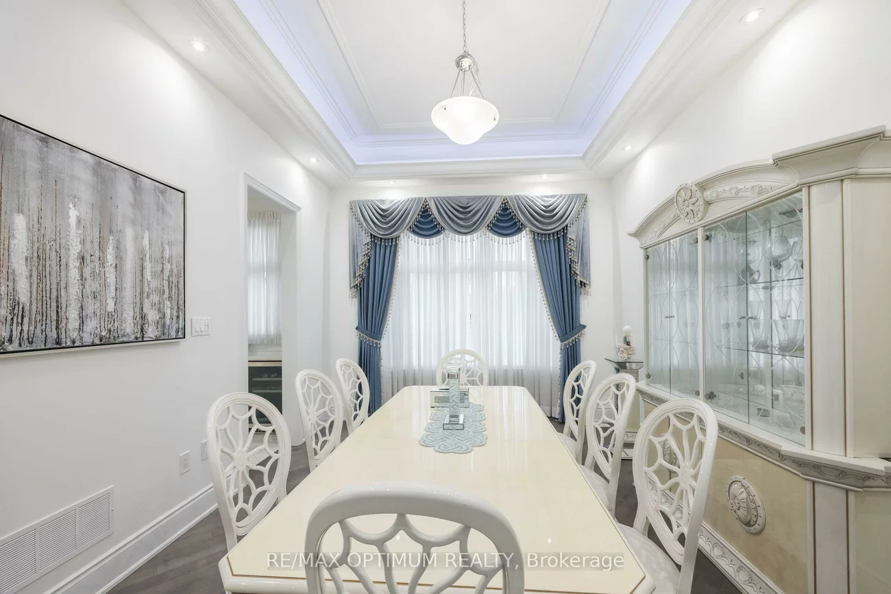 37, Elbern Markell, Credit Valley, Brampton