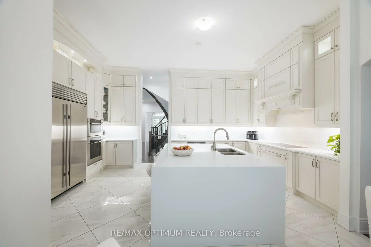 37, Elbern Markell, Credit Valley, Brampton
