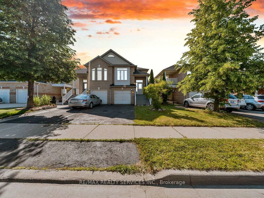 101, River Rock, Fletcher's Meadow, Brampton