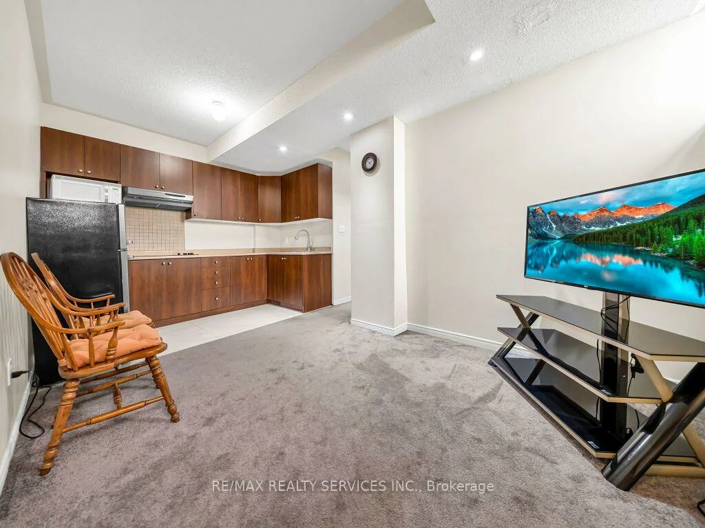 101, River Rock, Fletcher's Meadow, Brampton