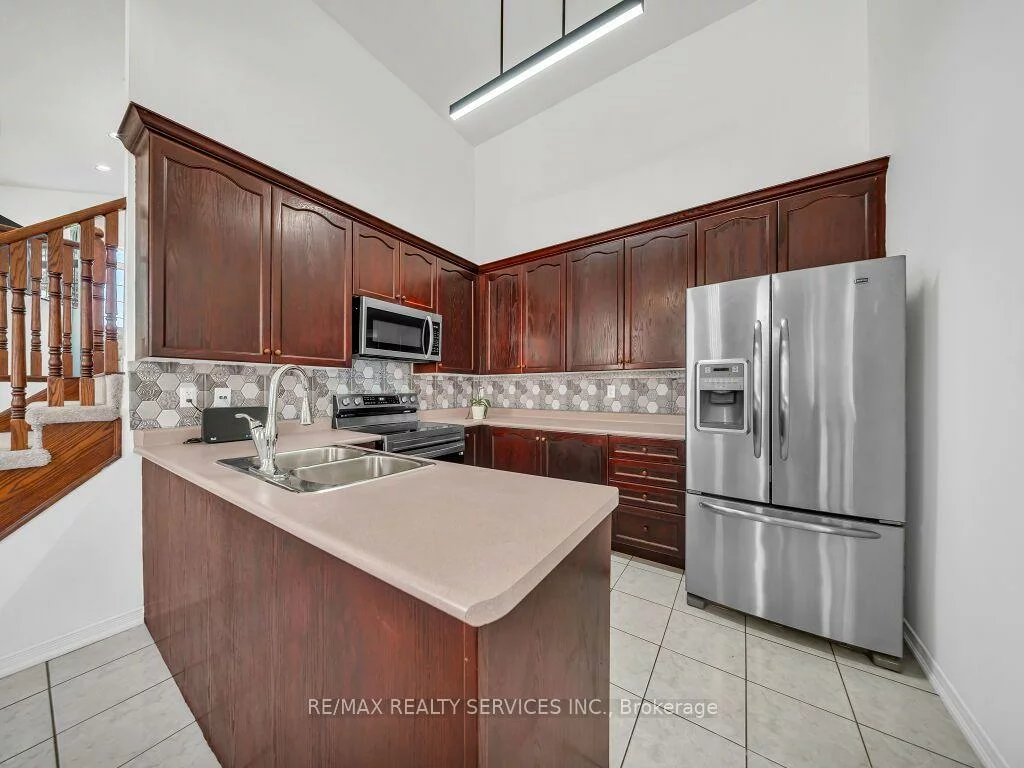 101, River Rock, Fletcher's Meadow, Brampton