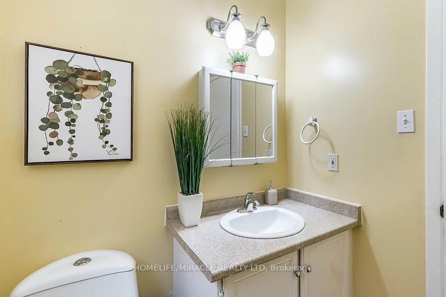 21, Tralee, Heart Lake West, Brampton