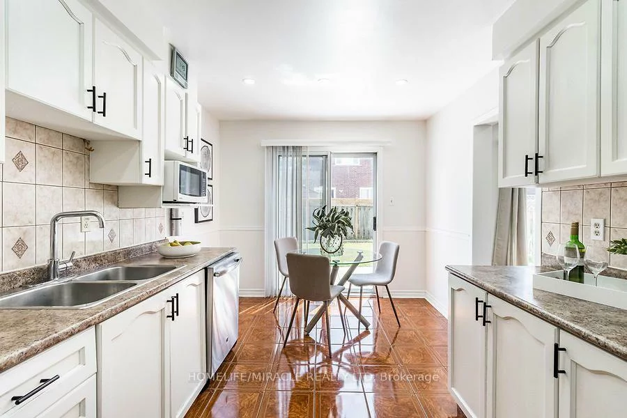 21, Tralee, Heart Lake West, Brampton
