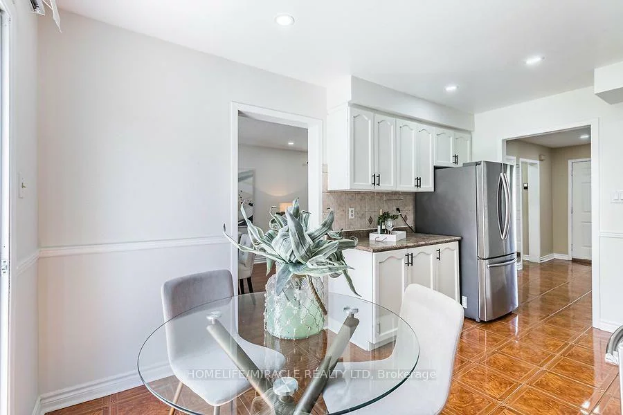 21, Tralee, Heart Lake West, Brampton