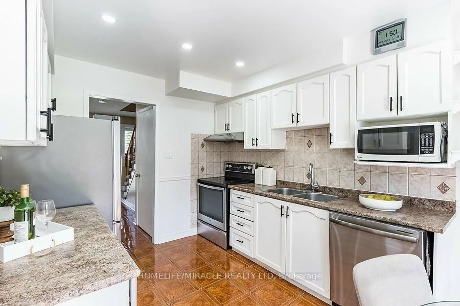 21, Tralee, Heart Lake West, Brampton