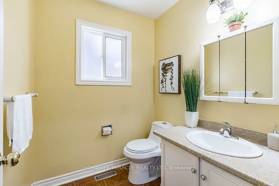 21, Tralee, Heart Lake West, Brampton