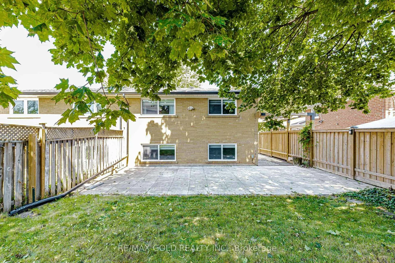 45, Grange, Northwood Park, Brampton