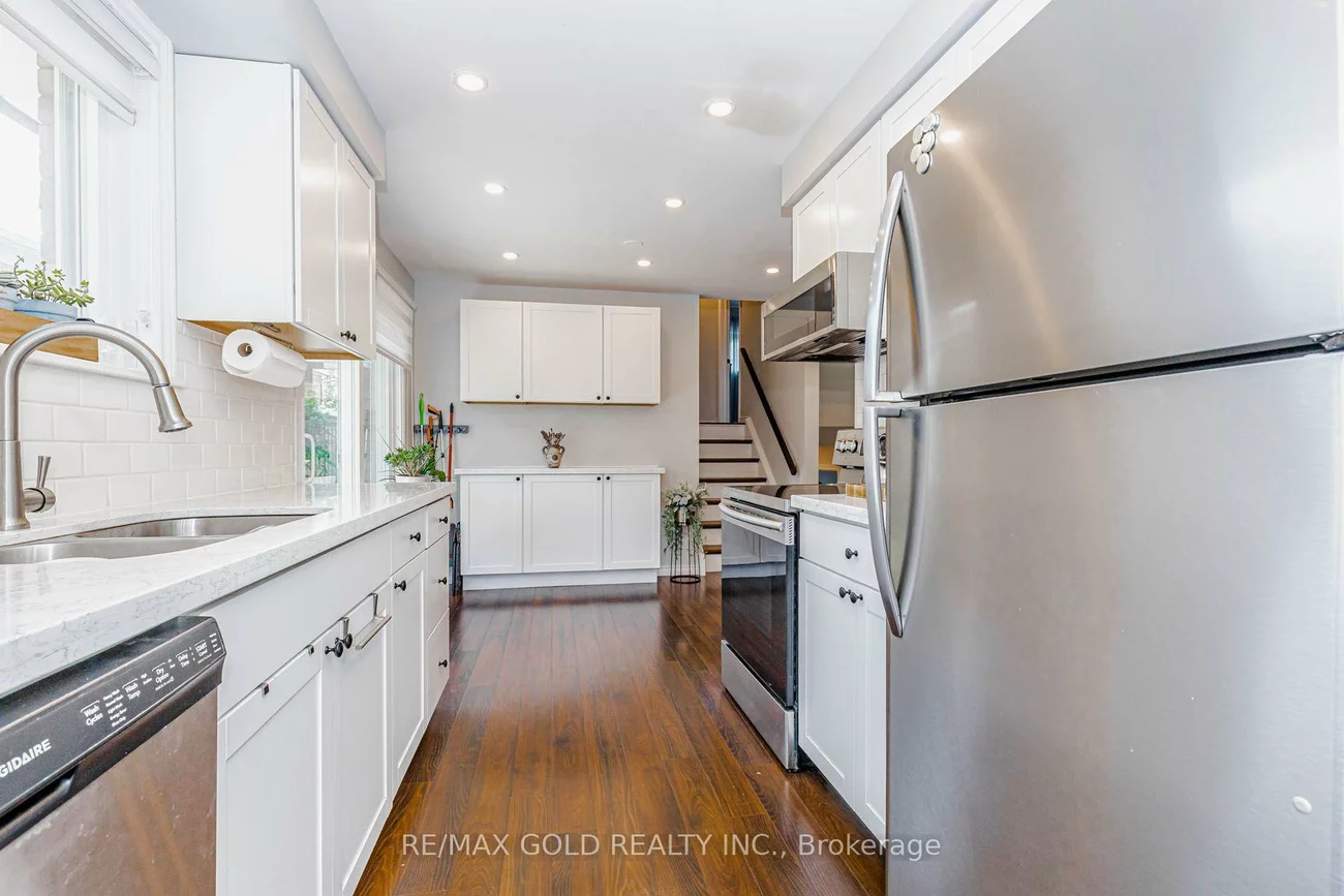 45, Grange, Northwood Park, Brampton