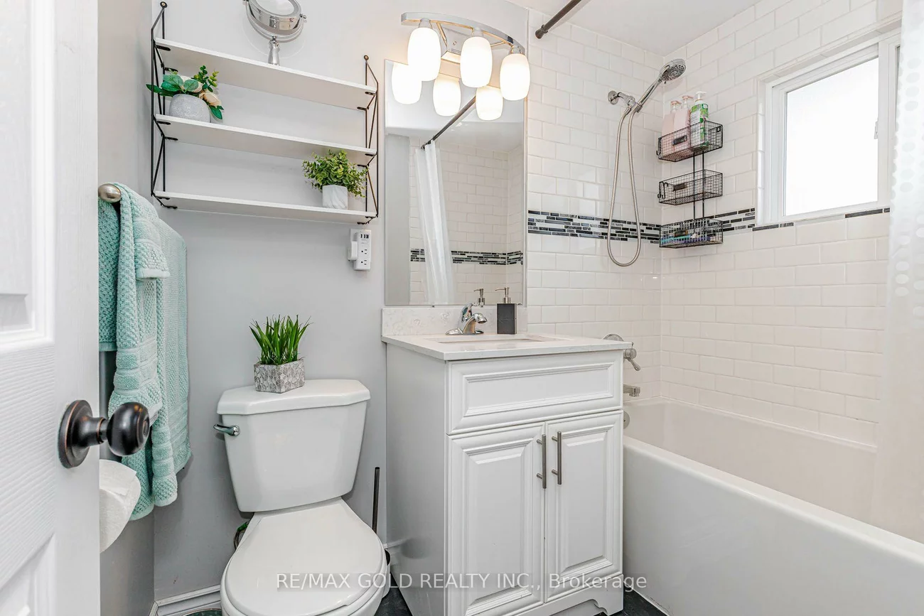 45, Grange, Northwood Park, Brampton