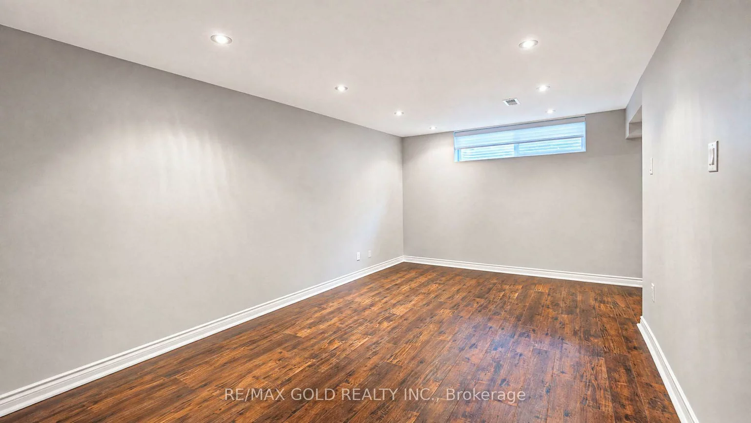 45, Grange, Northwood Park, Brampton