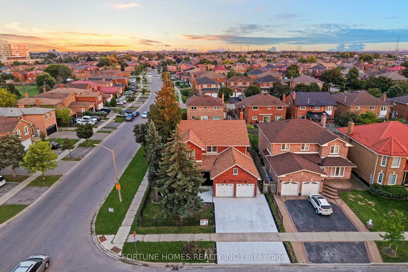 1, Ortona, Fletcher's Creek South, Brampton