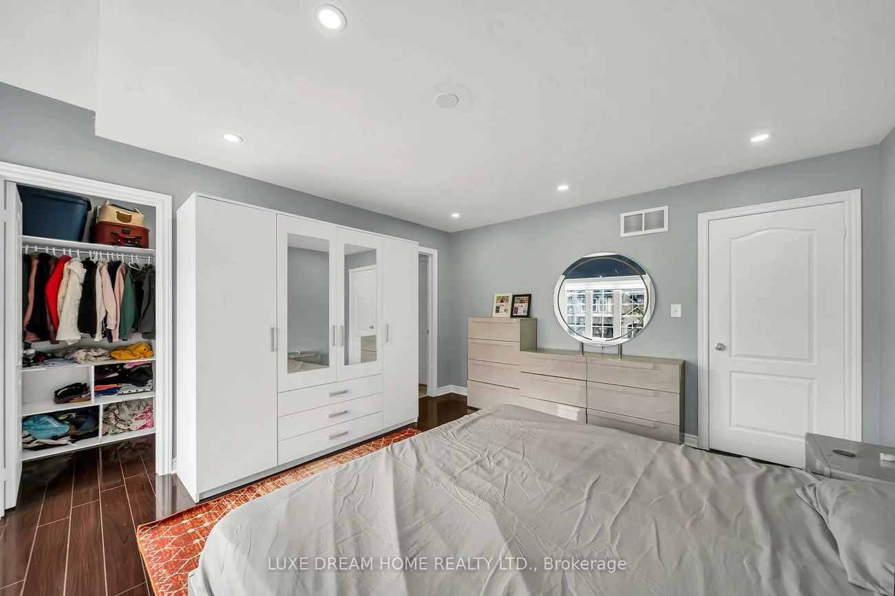 16, Powell, Sandringham-Wellington, Brampton