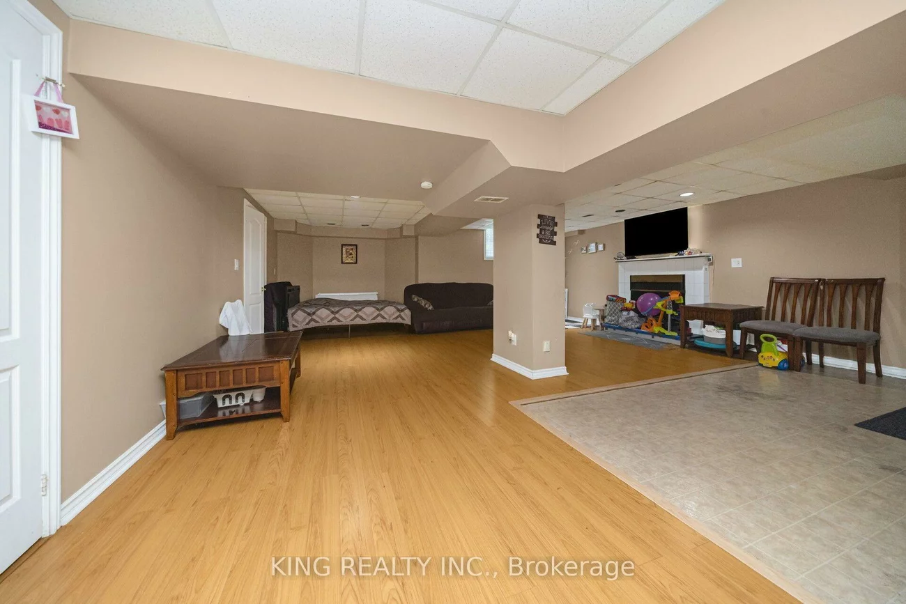 52, Leeward, Westgate, Brampton