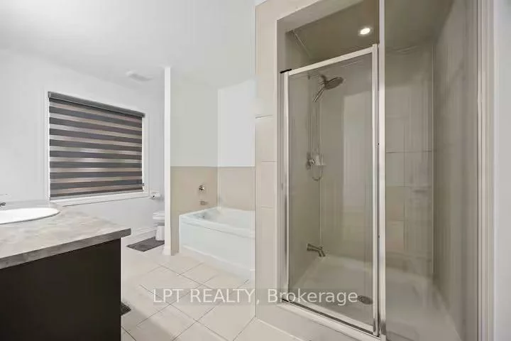 341, Remembrance, Northwest Brampton, Brampton