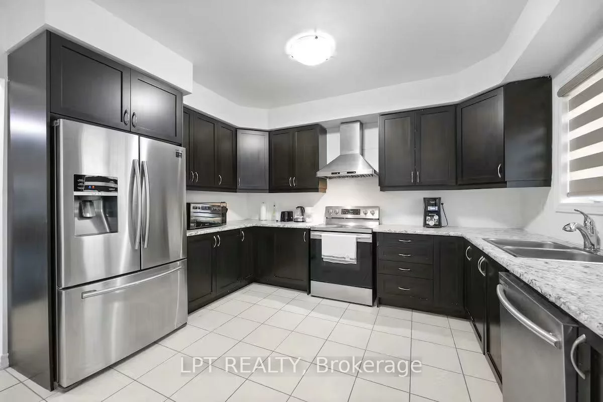 341, Remembrance, Northwest Brampton, Brampton