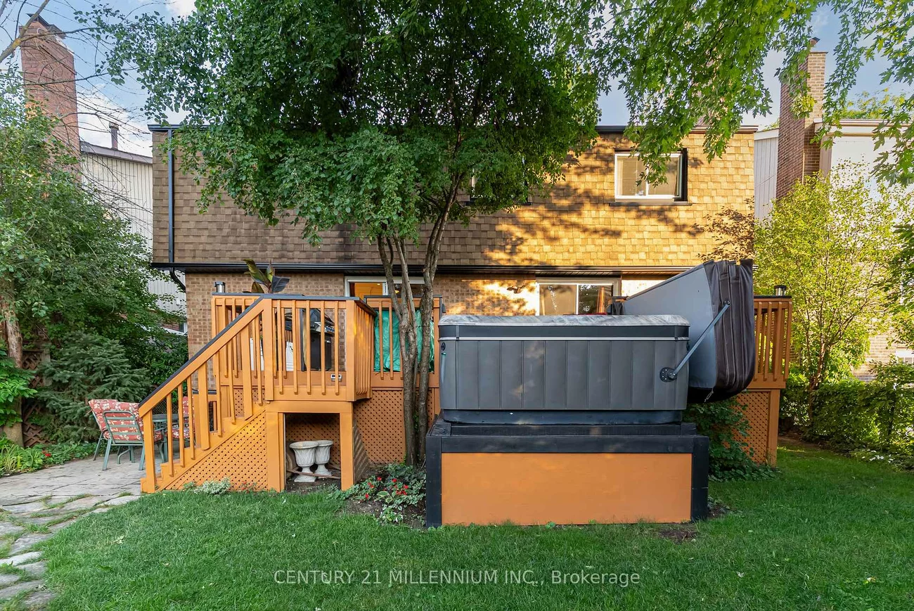 31, Mansfield, Central Park, Brampton
