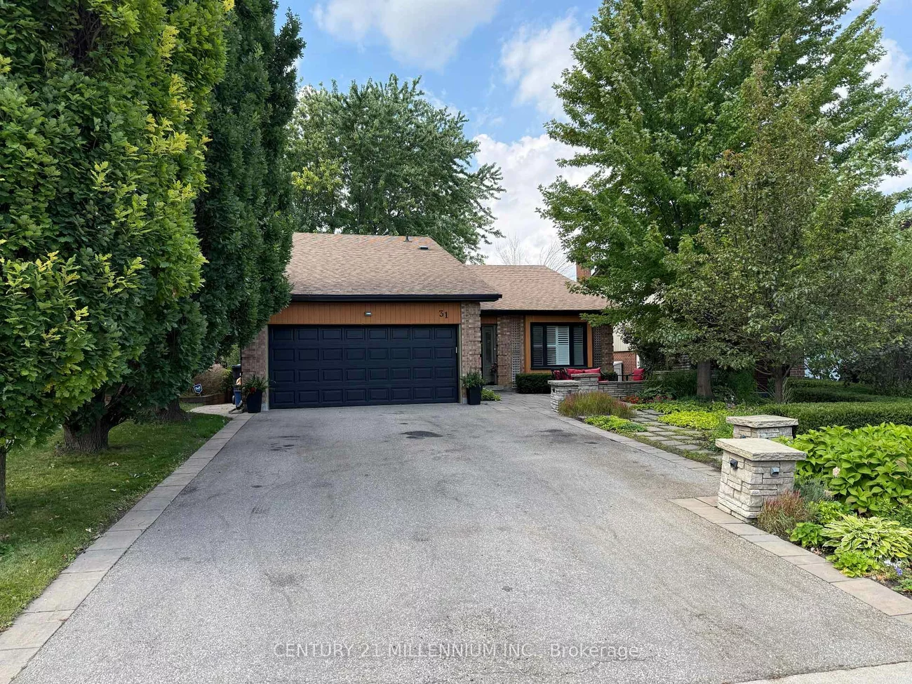 31, Mansfield, Central Park, Brampton