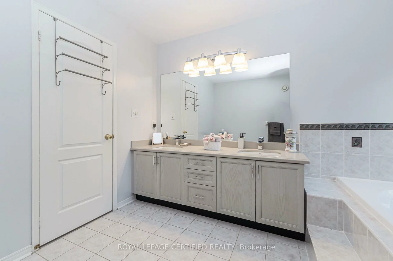 84, Softneedle, Sandringham-Wellington, Brampton