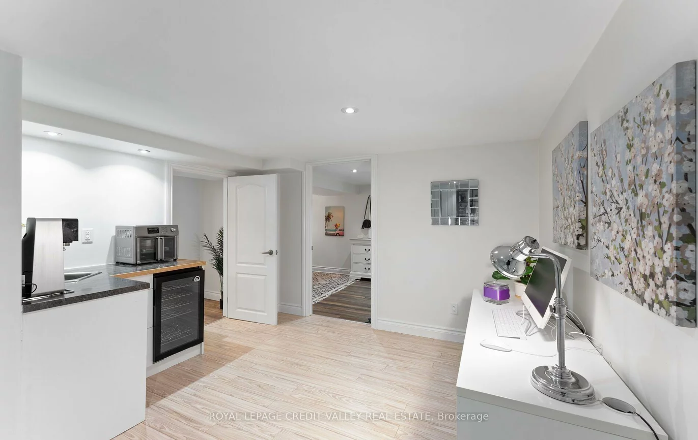 34, Abbey, Brampton East, Brampton