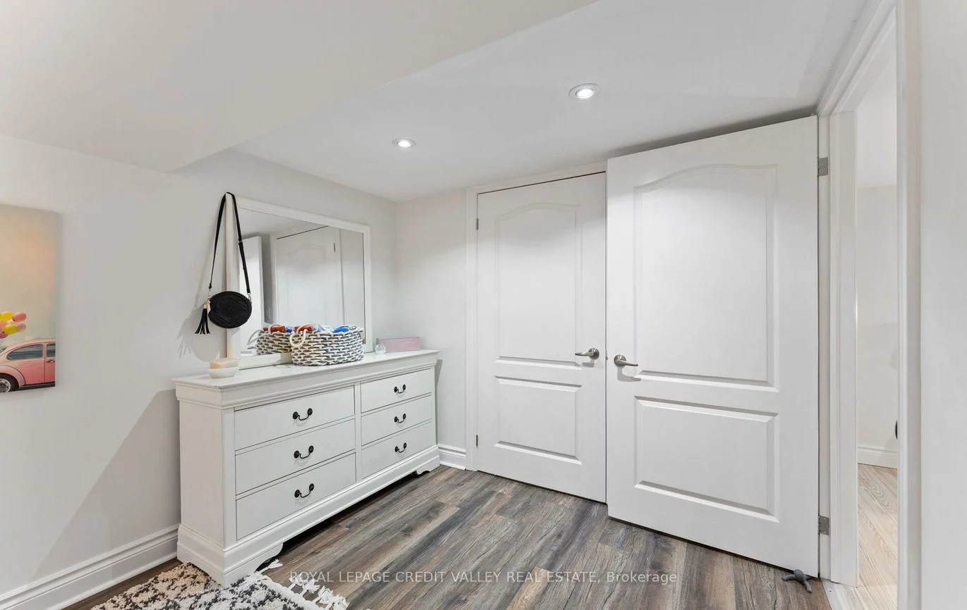 34, Abbey, Brampton East, Brampton