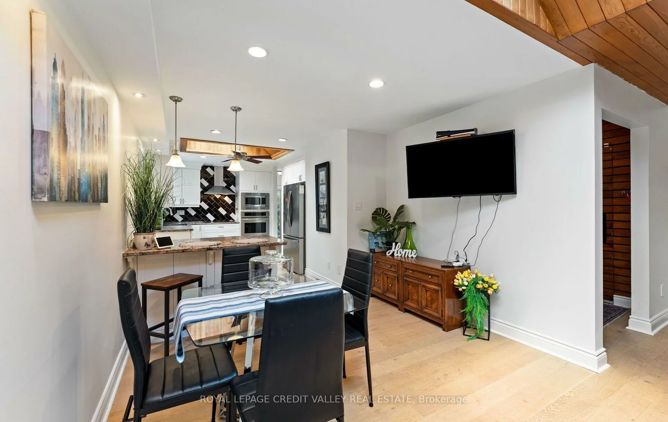 34, Abbey, Brampton East, Brampton