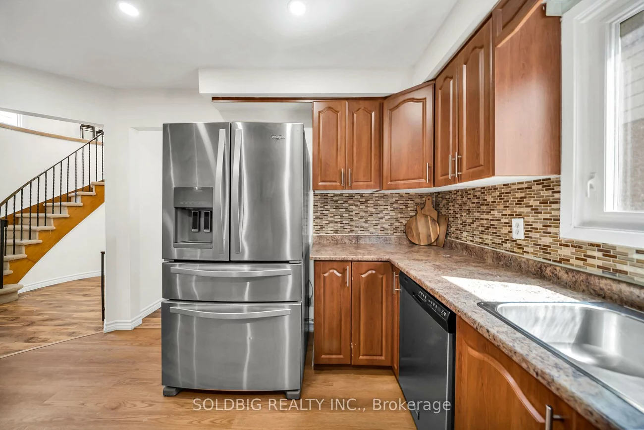76, Banting, Fletcher's West, Brampton