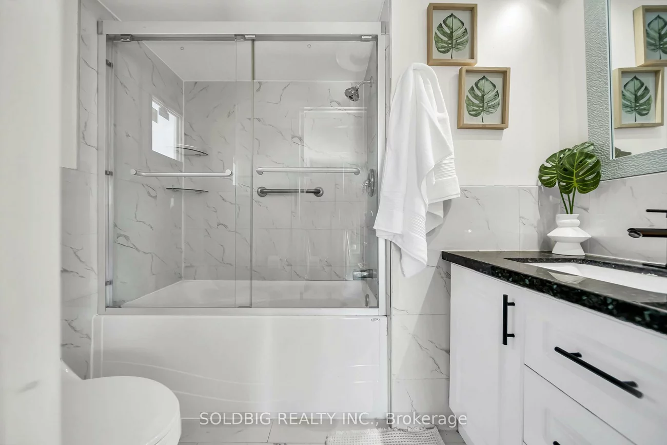 76, Banting, Fletcher's West, Brampton