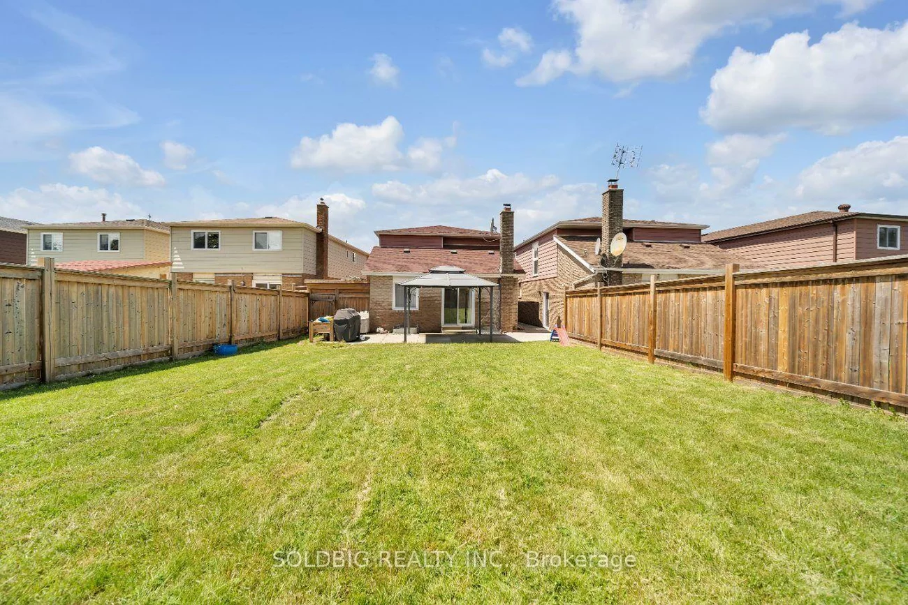 76, Banting, Fletcher's West, Brampton