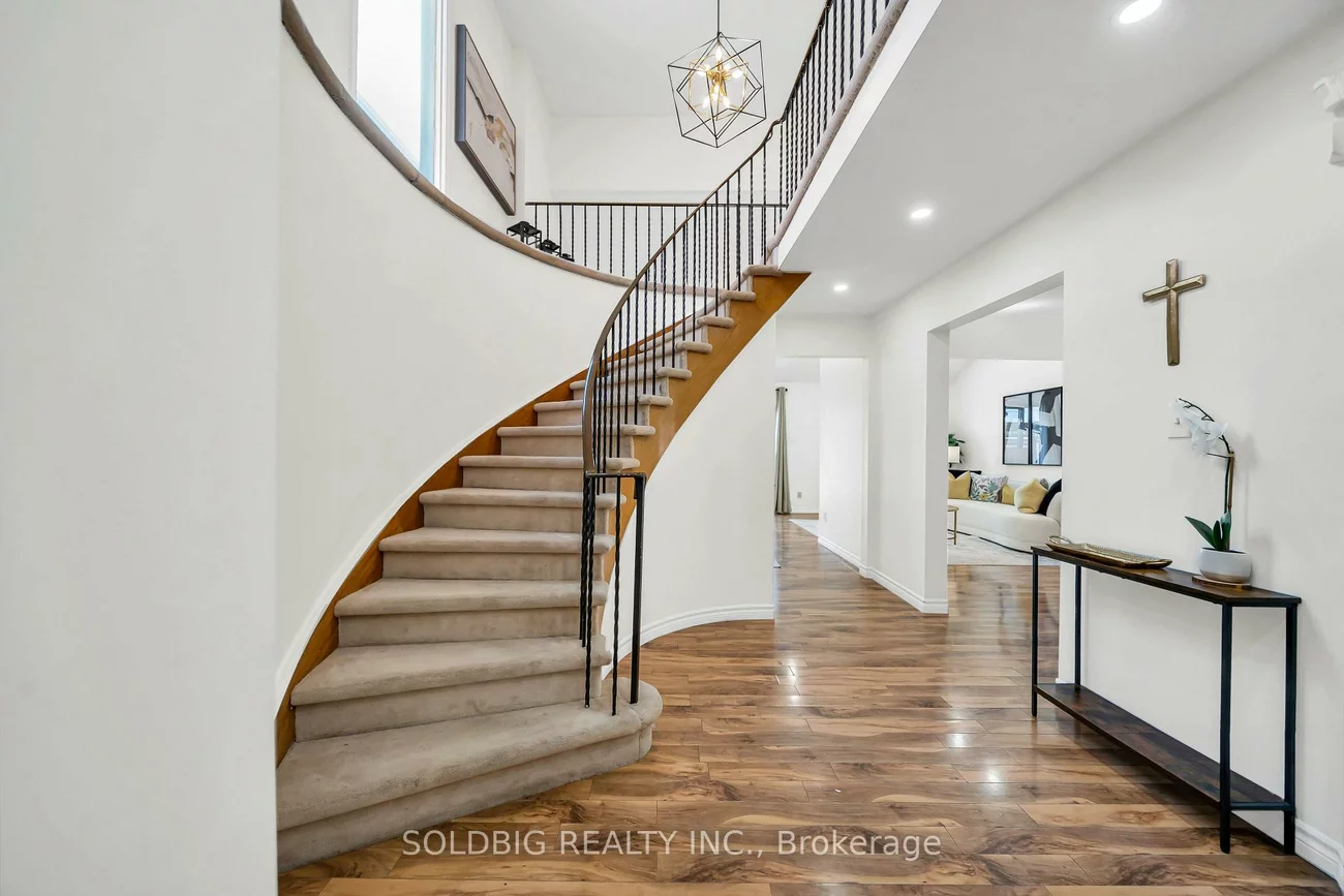 76, Banting, Fletcher's West, Brampton