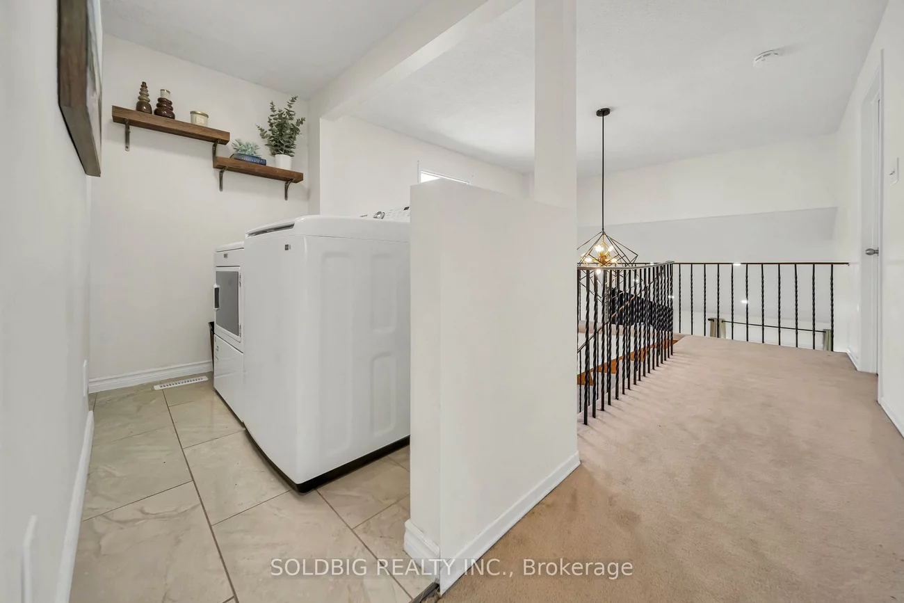 76, Banting, Fletcher's West, Brampton