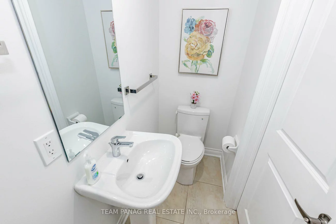 9, Faye, Bram East, Brampton