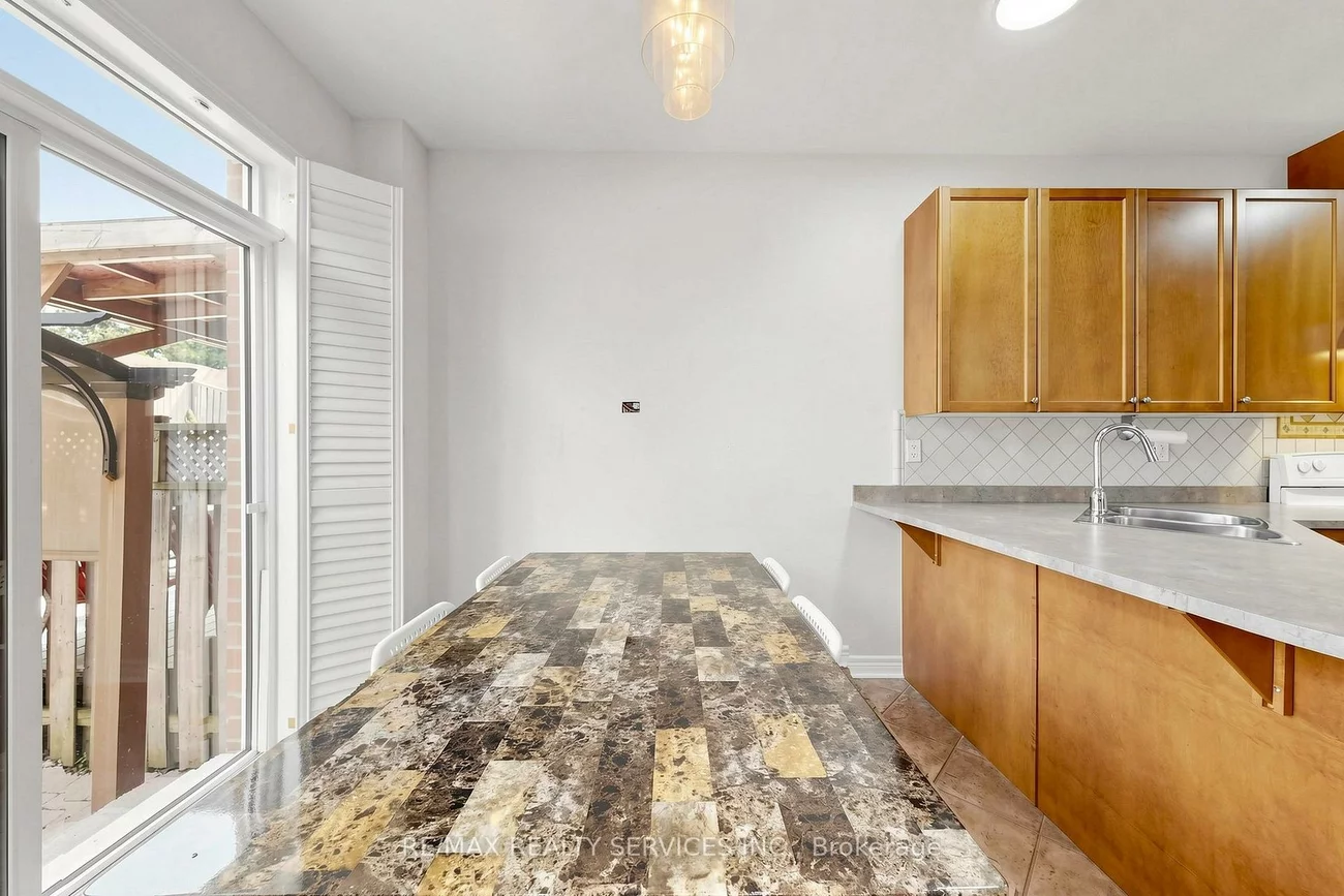 50, Rocky Point, Madoc, Brampton
