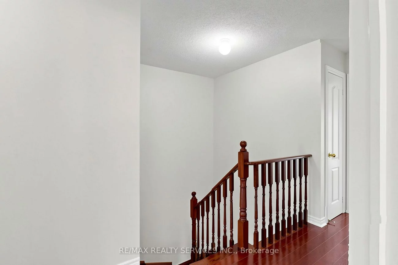 50, Rocky Point, Madoc, Brampton