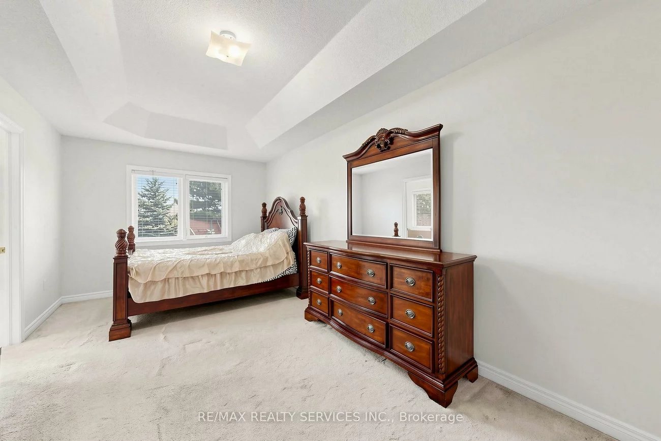 50, Rocky Point, Madoc, Brampton