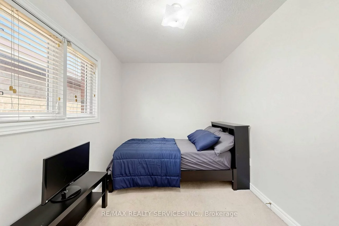 50, Rocky Point, Madoc, Brampton