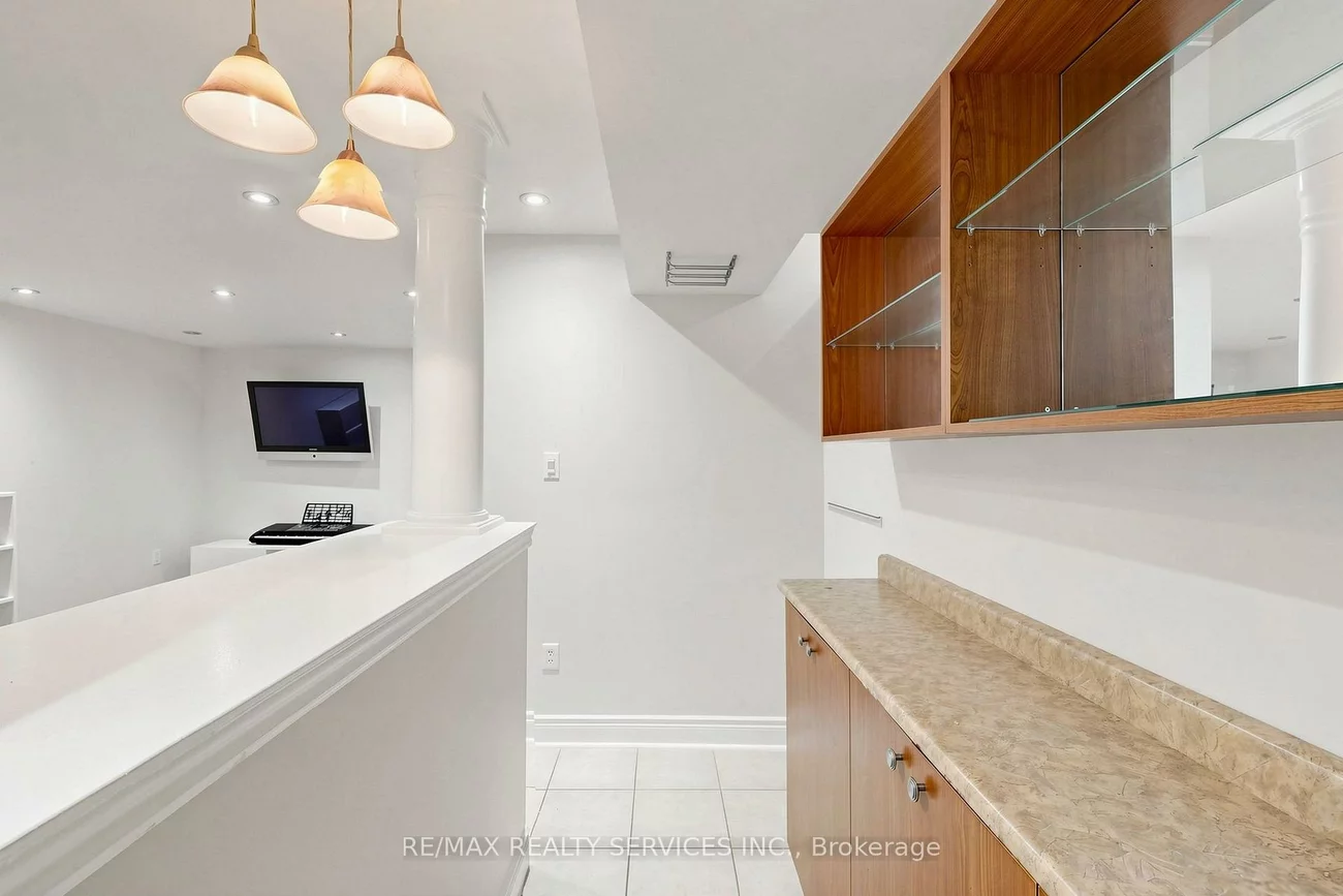 50, Rocky Point, Madoc, Brampton
