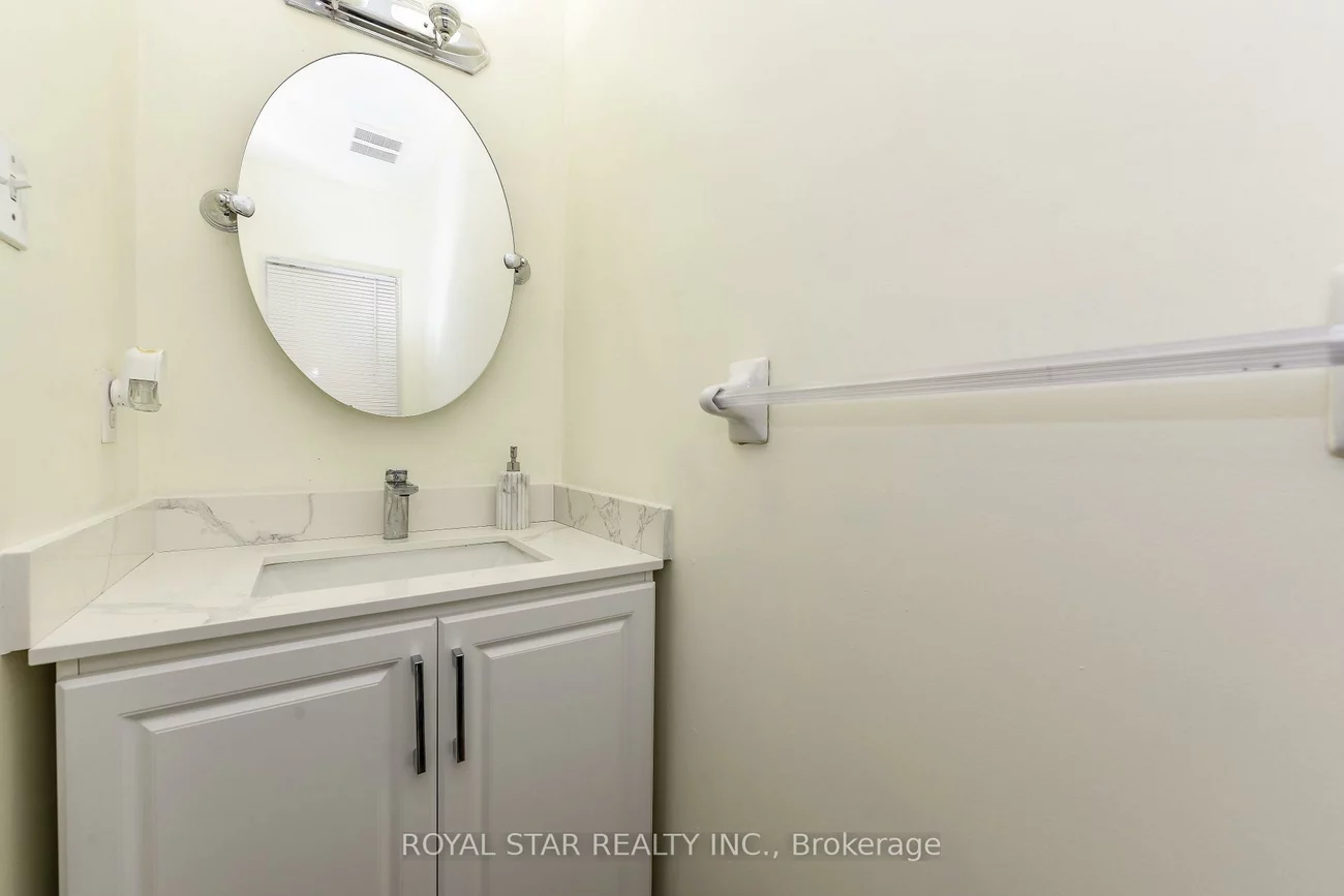 33, Coppermill, Northwest Sandalwood Parkway, Brampton