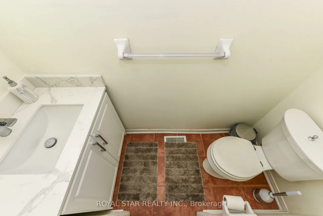 33, Coppermill, Northwest Sandalwood Parkway, Brampton