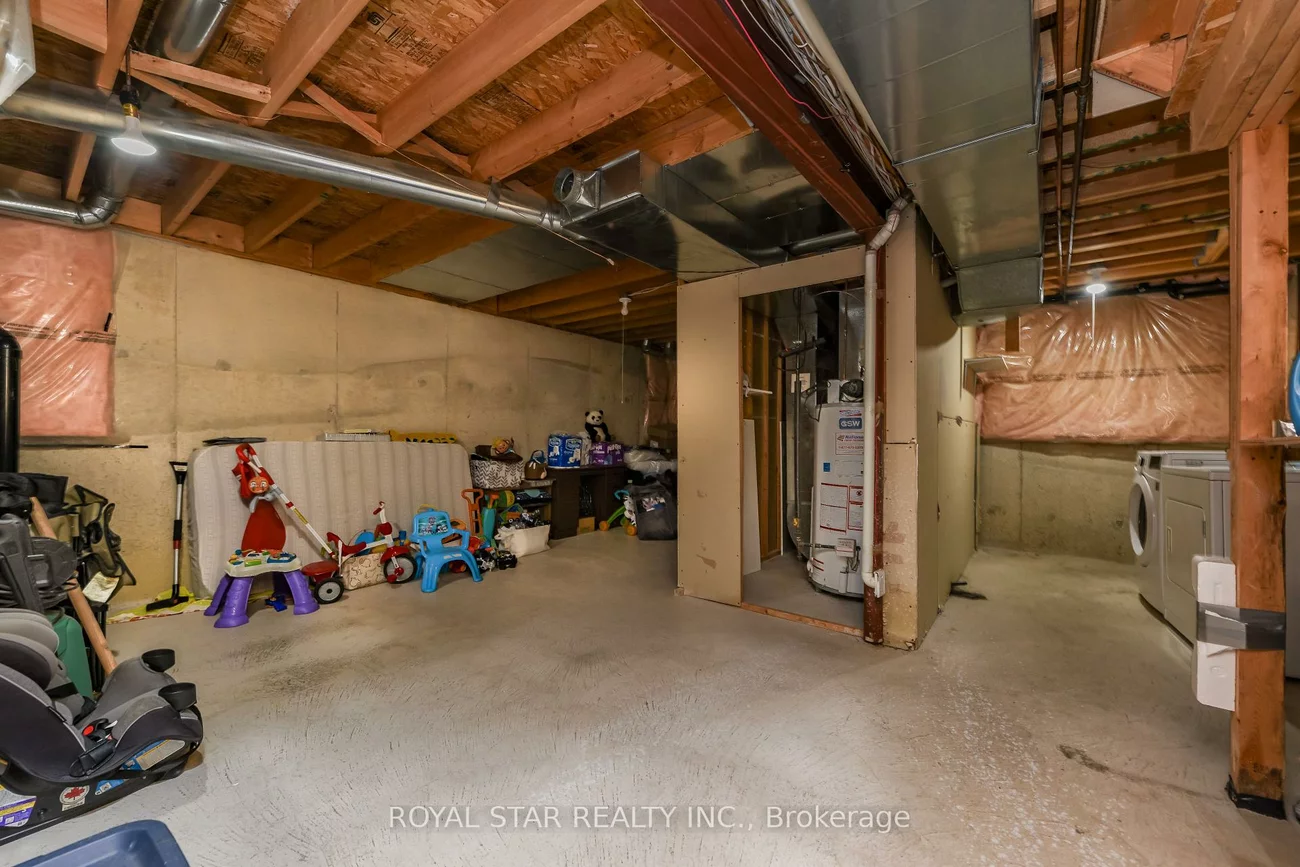 33, Coppermill, Northwest Sandalwood Parkway, Brampton