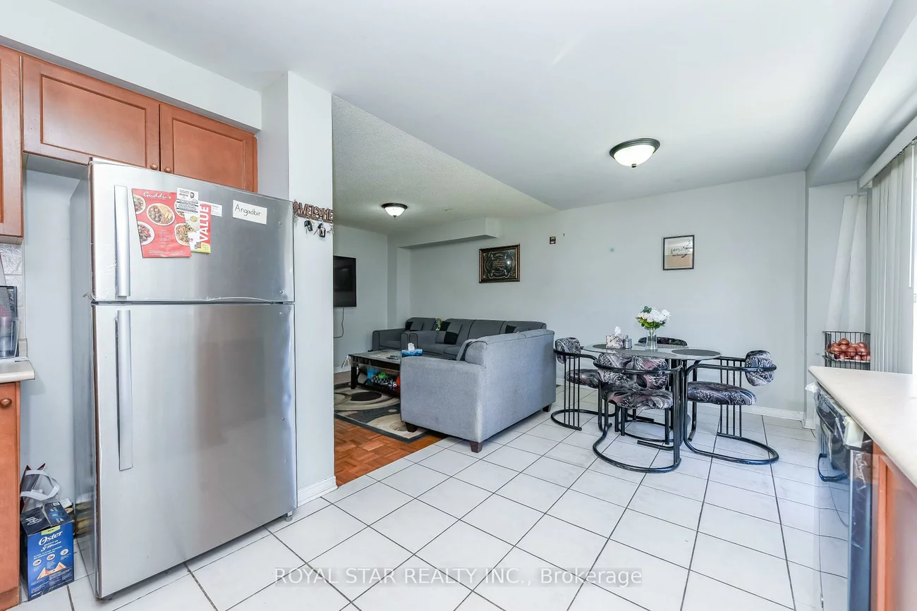 33, Coppermill, Northwest Sandalwood Parkway, Brampton