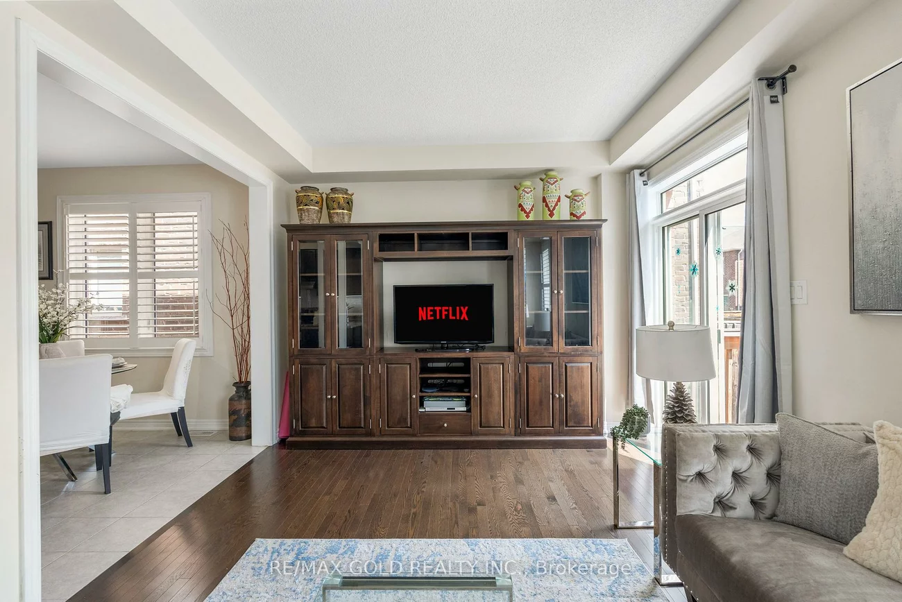 15, Antibes, Credit Valley, Brampton